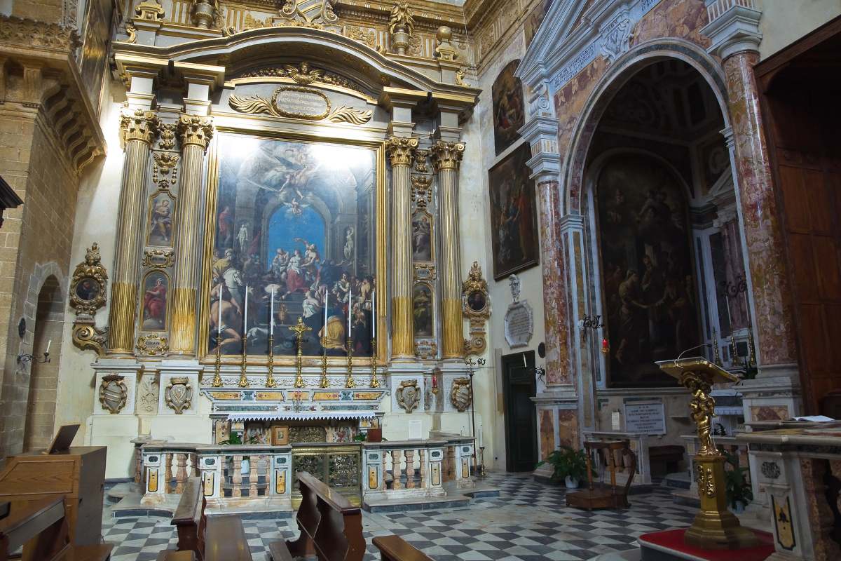 Basilica Cattedrale di Sant'Agata 4 Basilica cattedrale di Sant'Agata interni