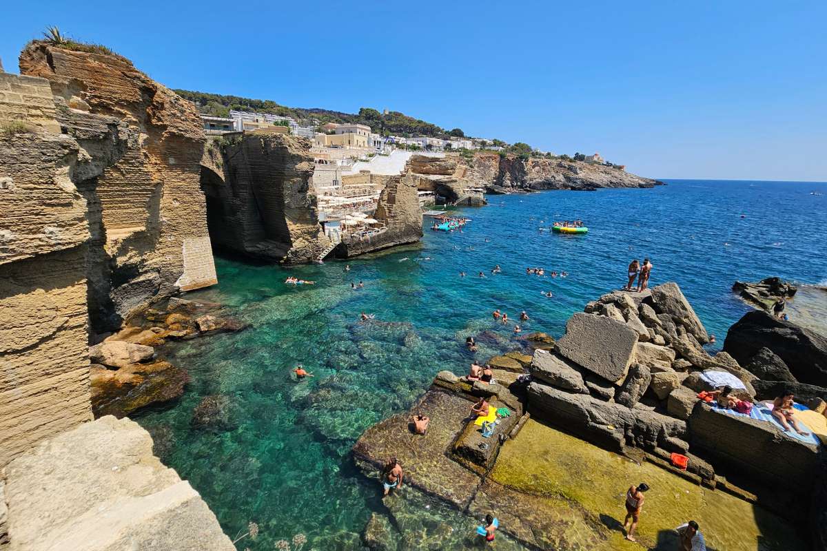Santa Cesarea Terme: terme, mare e cosa vedere nel Salento 4 spiaggia santa cesarea terme