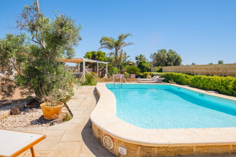 Villa Sarena Santa Maria di Leuca - villa con piscina e jacuzzi privata (2)