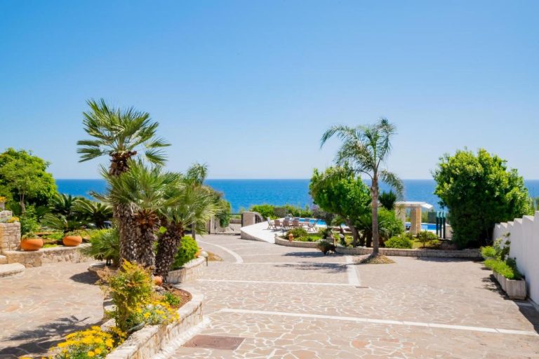 Villa Torre del Sasso - Tricase Porto - Villa esclusiva con piscina privata vista mare