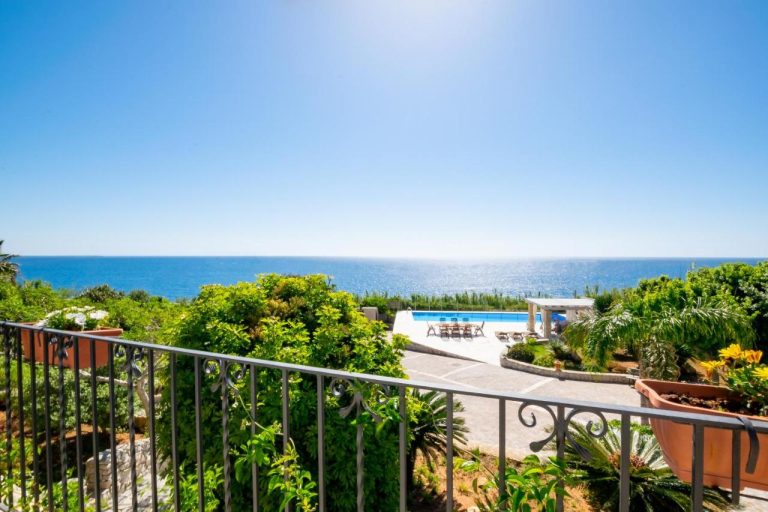 Villa Torre del Sasso - Tricase Porto - Villa esclusiva con piscina privata vista mare