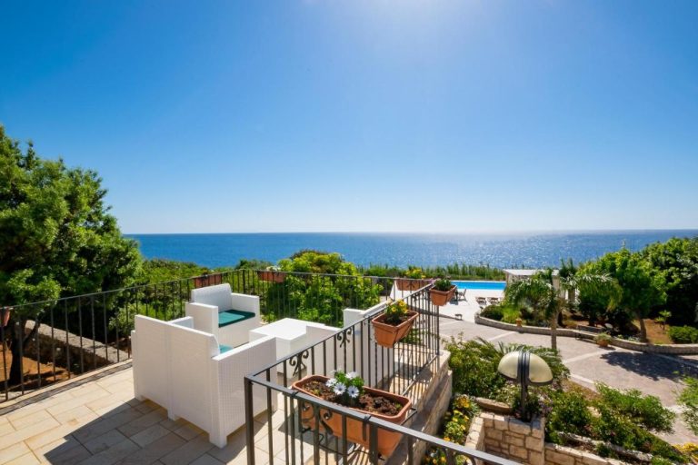 Villa Torre del Sasso - Tricase Porto - Villa esclusiva con piscina privata vista mare