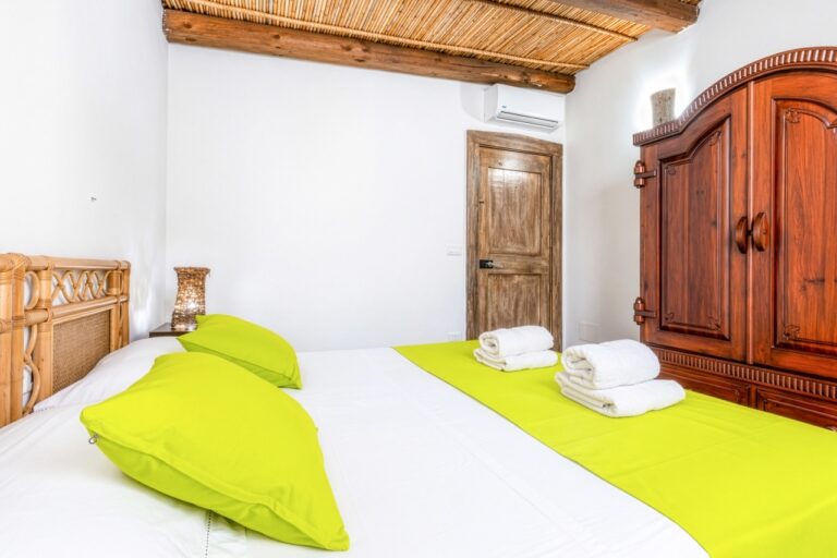 villa ferilù torre san giovanni villa con piscina privata (16)