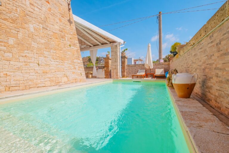 villa ferilù torre san giovanni villa con piscina privata (3)