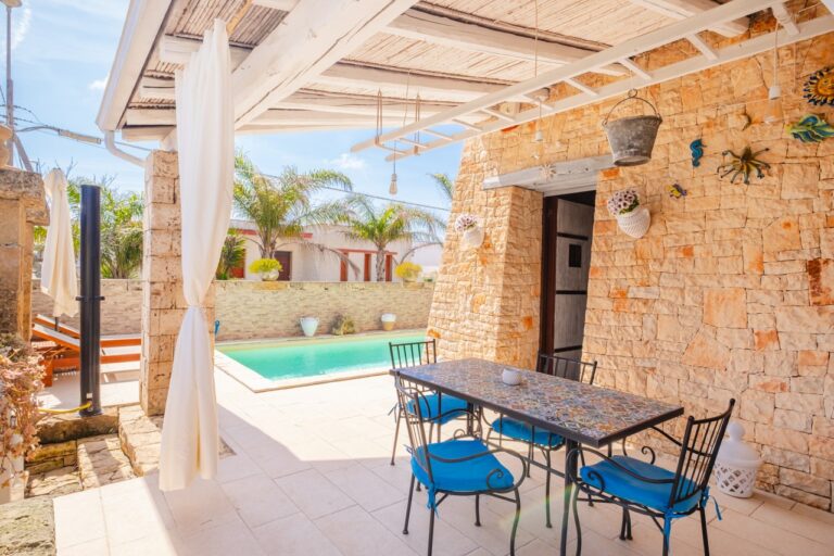 villa ferilù torre san giovanni villa con piscina privata (33)